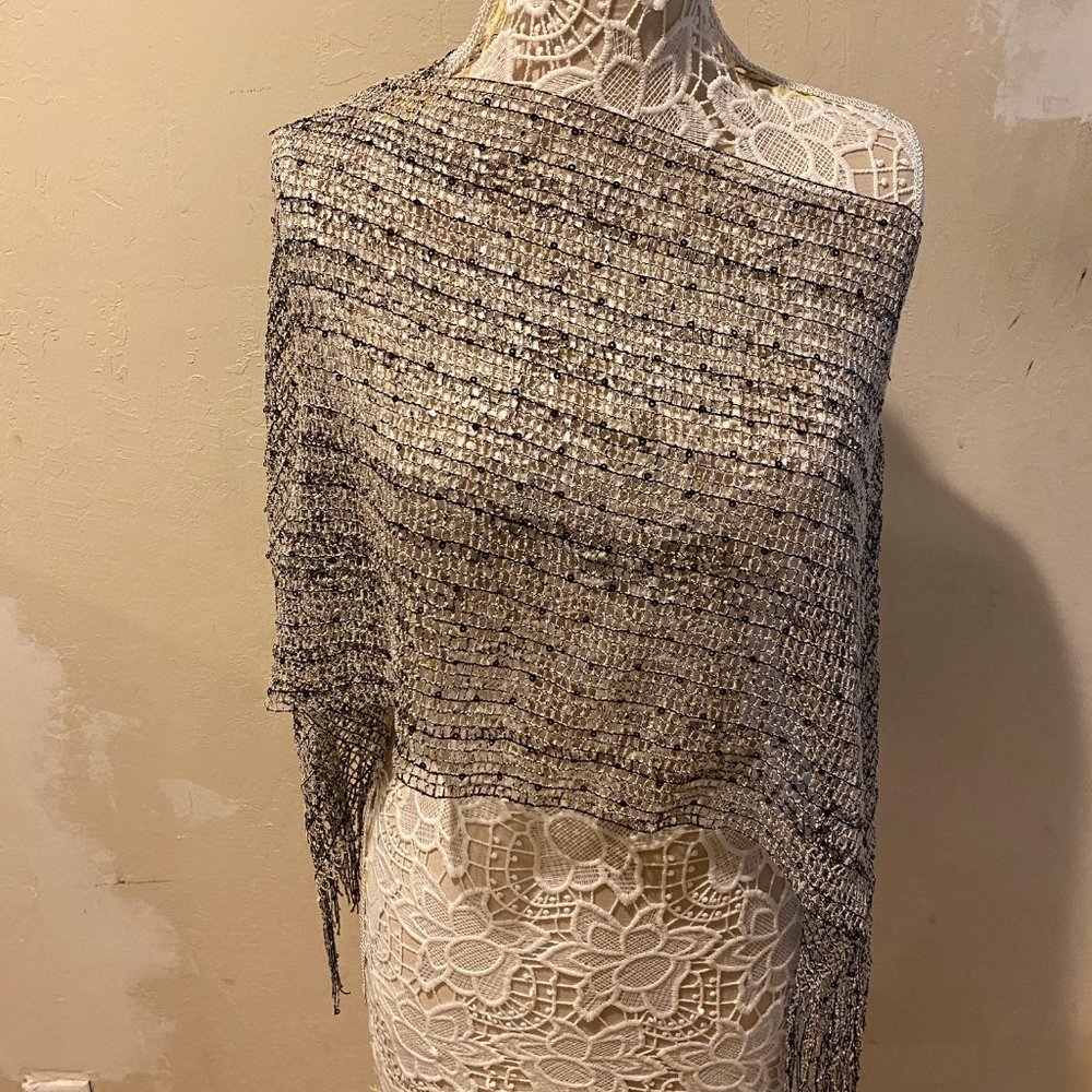 Geri C New York Gray Poncho with Sequins - One Size